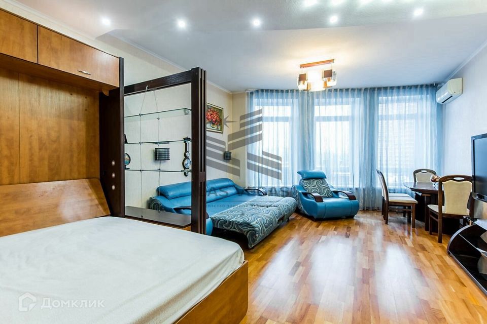 Сдаётся 2-комнатная квартира, 80 м²