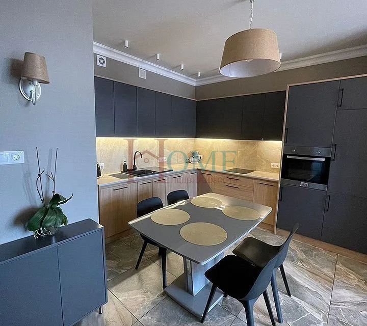 Сдаётся 3-комнатная квартира, 81 м²