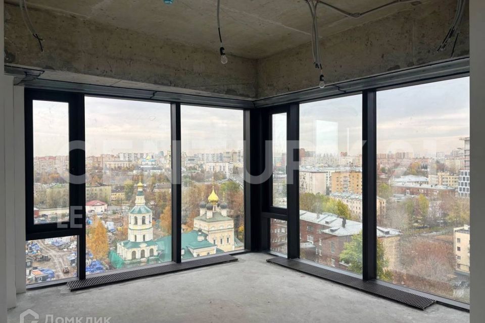 Продаётся 4-комнатная квартира, 121 м²