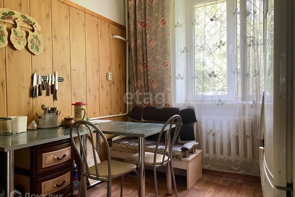 Продаётся 3-комнатная квартира, 81 м²