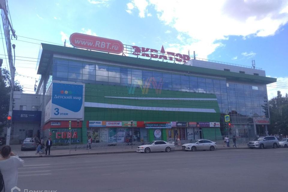 Уфа торговый центр экватор  ленина 65/4. Банк втб улица ленина. Ленина 62 в калуге панорама улицы. Торговый центр экватор уфа. Ленина 65/4.