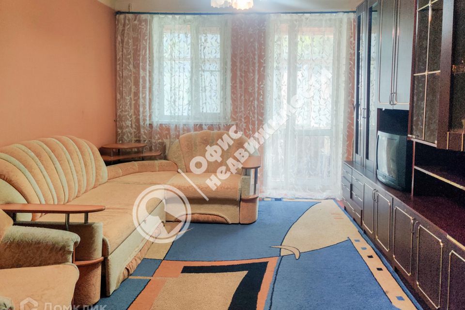 Сдаётся 3-комнатная квартира, 55.5 м²
