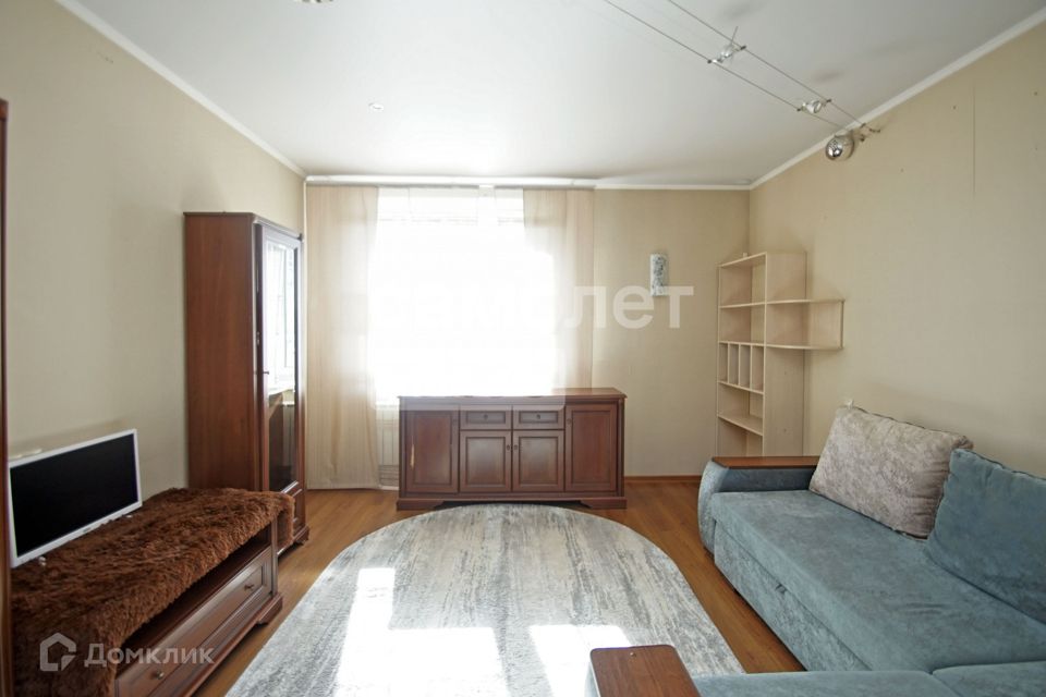 Продаётся 2-комнатная квартира, 76 м²