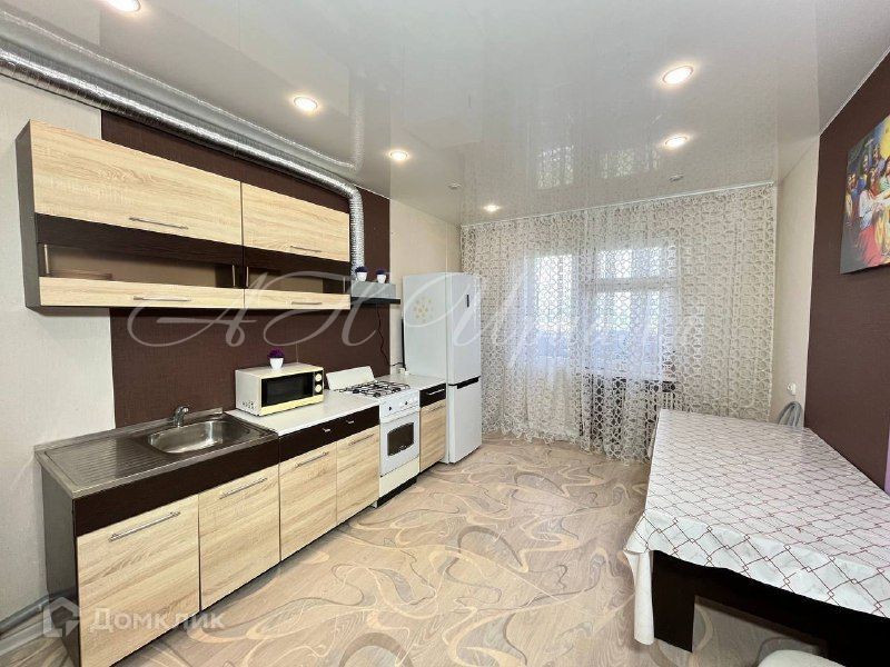 Продаётся 2-комнатная квартира, 70.3 м²