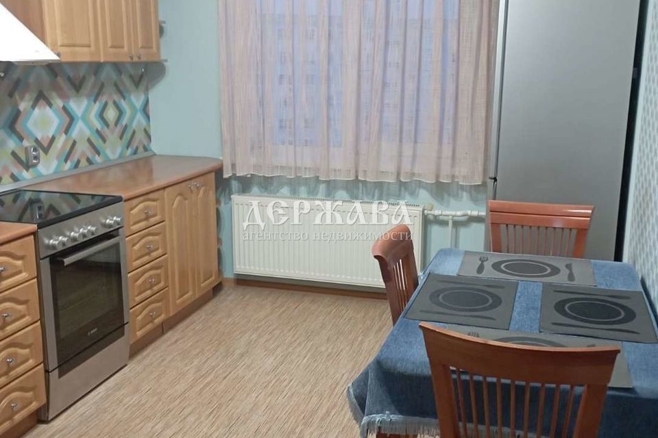 Продаётся 3-комнатная квартира, 62.8 м²