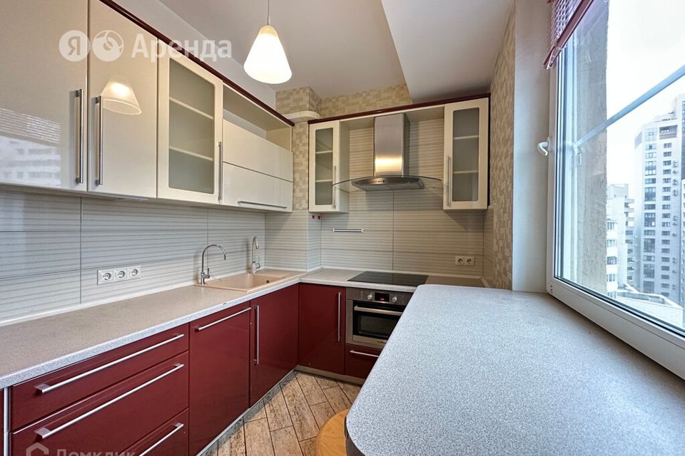 Сдаётся 3-комнатная квартира, 90 м²