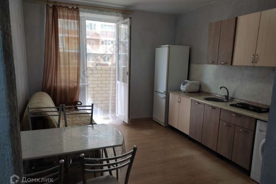 Продаётся 2-комнатная квартира, 65.4 м²