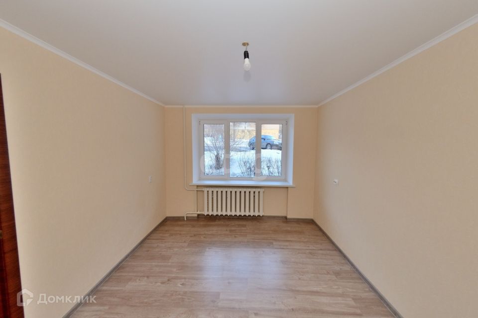 Продаётся 3-комнатная квартира, 51.3 м²