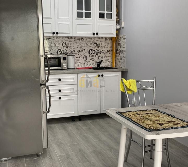 Сдаётся 1-комнатная квартира, 43 м²