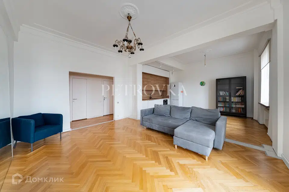 Продаётся 3-комнатная квартира, 104.5 м²