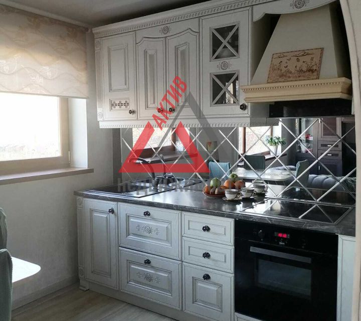 Продаётся 3-комнатная квартира, 57.9 м²
