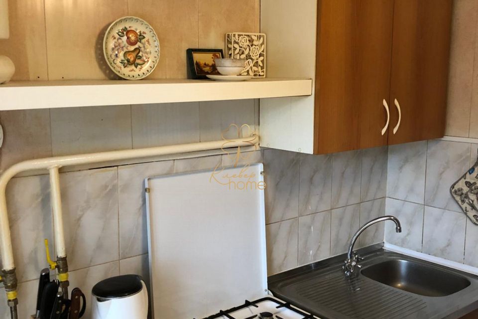 Продаётся 2-комнатная квартира, 42.1 м²