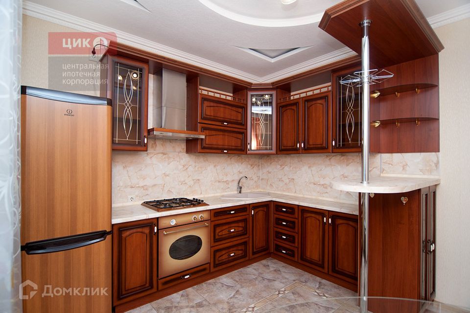 Продаётся 3-комнатная квартира, 104.7 м²