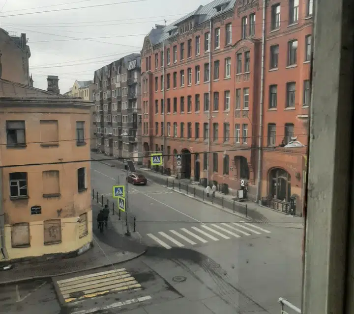 Продаётся 2-комнатная квартира, 98.5 м²