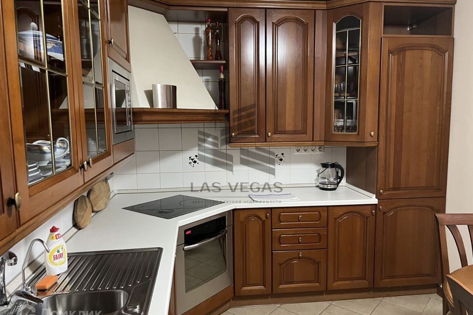 Сдаётся 2-комнатная квартира, 55 м²