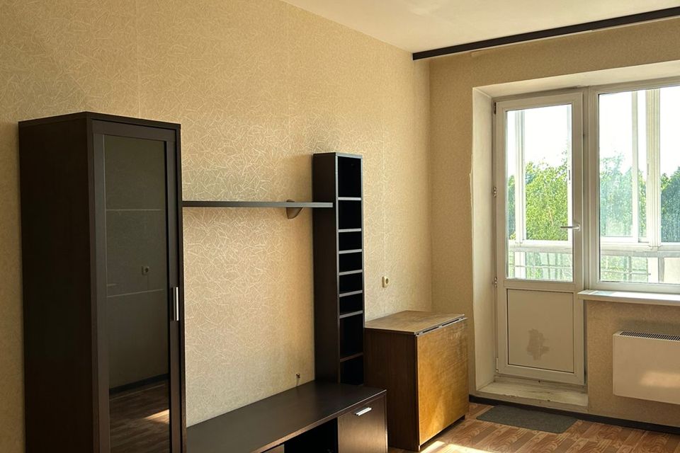 Продаётся 1-комнатная квартира, 43 м²