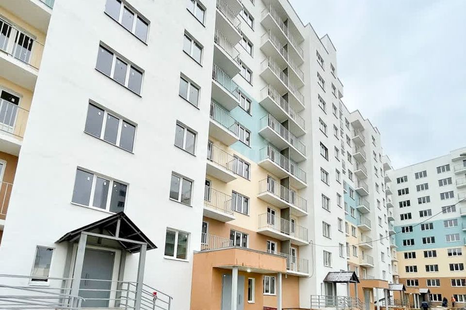 Купить 1-комнатную квартиру, 39.4 м² по адресу Ярославль, 12-й м-н, Брагинская, 