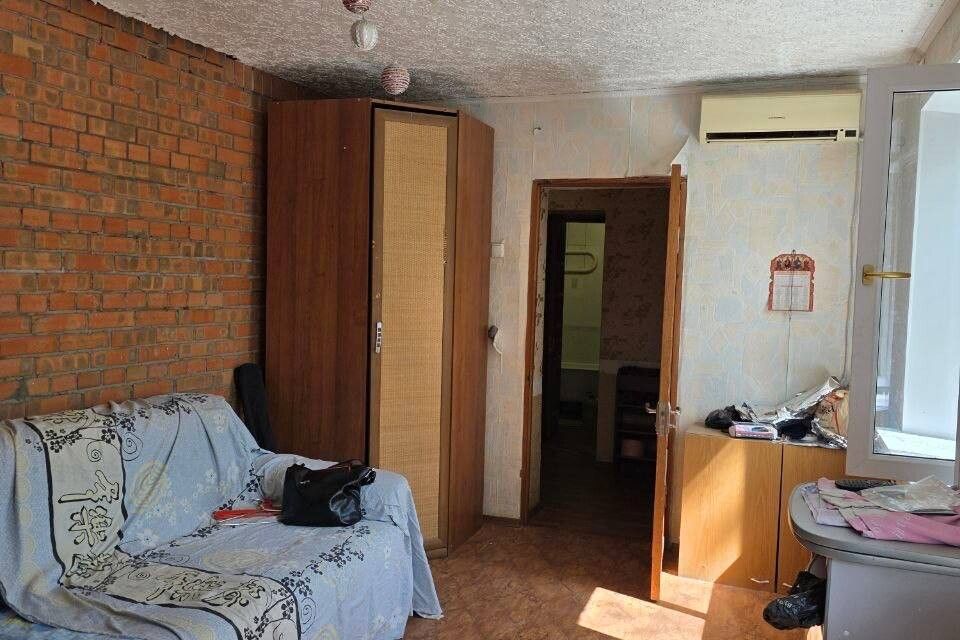 Продаётся 1-комнатная квартира, 41.3 м²