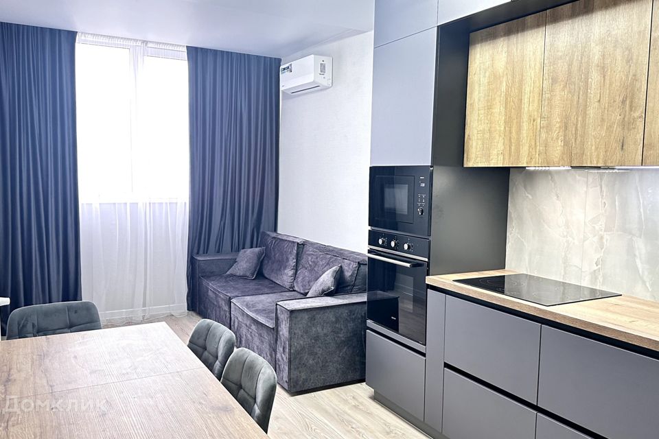 Продаётся 1-комнатная квартира, 38 м²