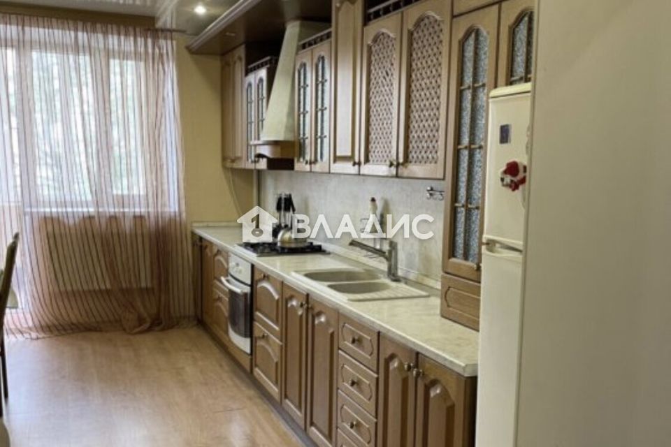 Сдаётся 2-комнатная квартира, 90 м²