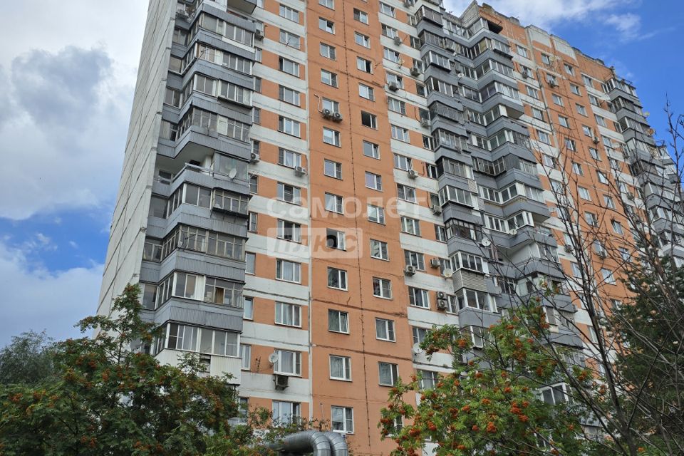 Продаётся 3-комнатная квартира, 77.2 м²