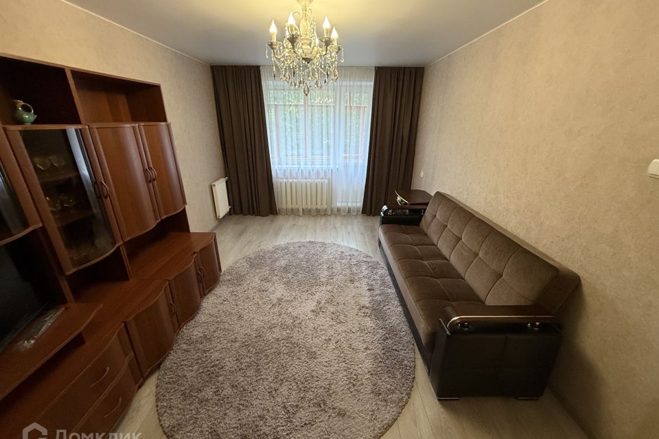 Продаётся 1-комнатная квартира, 37.9 м²