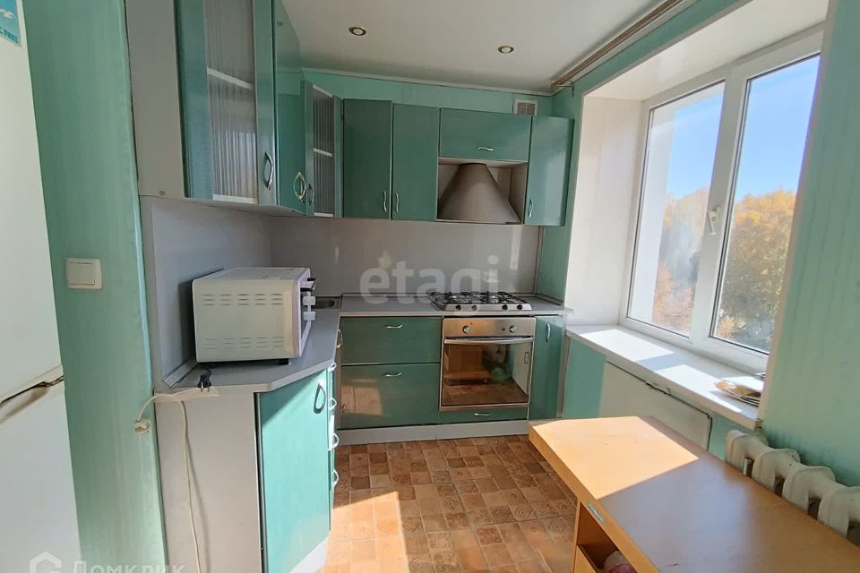 Продаётся 3-комнатная квартира, 51.4 м²