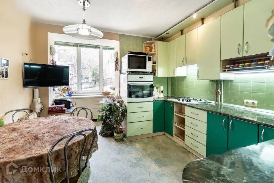 Продаётся 2-комнатная квартира, 55.3 м²