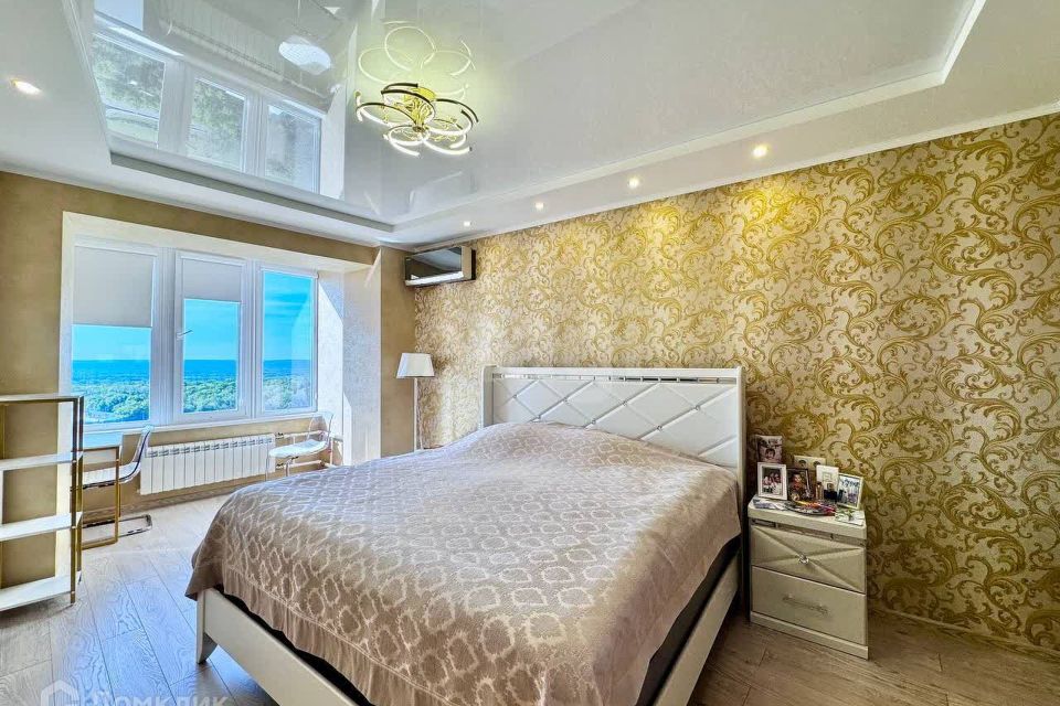 Продаётся 2-комнатная квартира, 69 м²