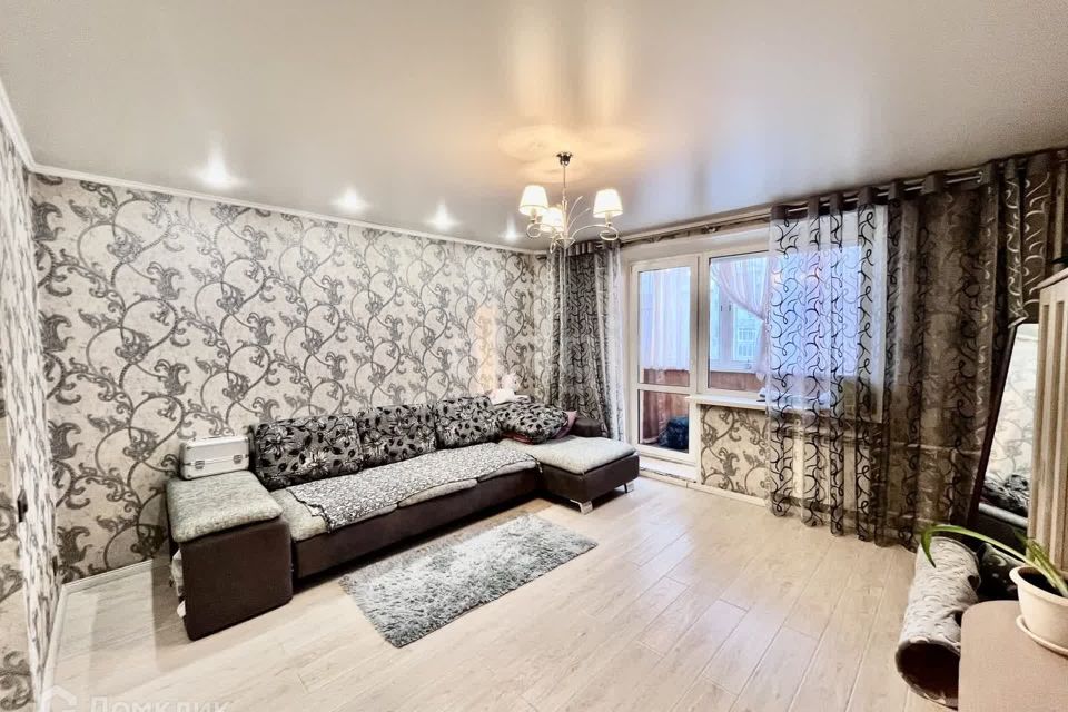 Продаётся 4-комнатная квартира, 81 м²