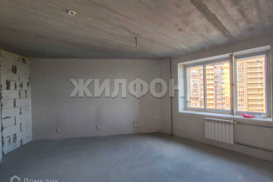 Продаётся 2-комнатная квартира, 67.3 м²