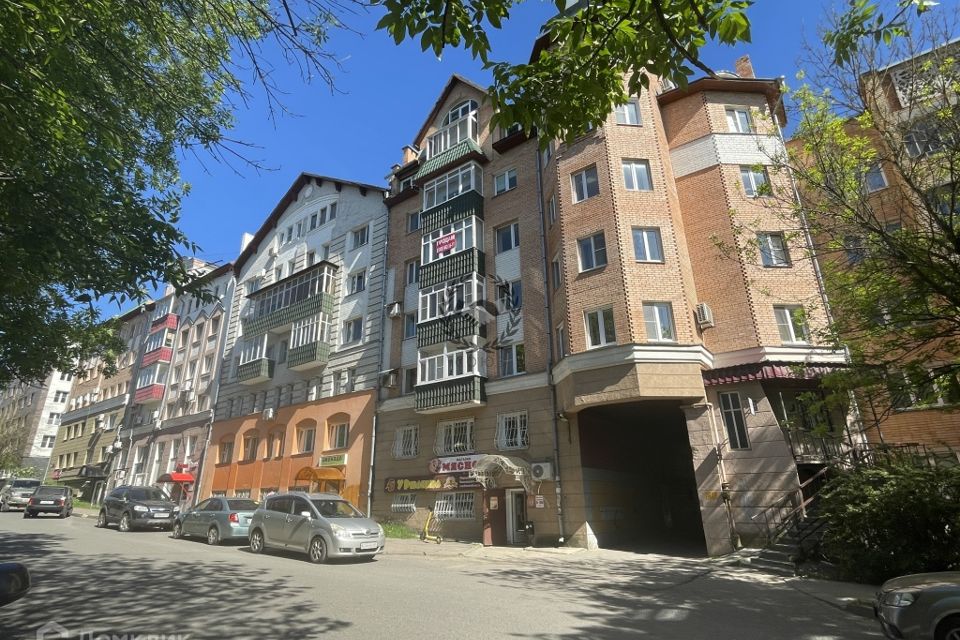 Продаётся 6-комнатная квартира, 263.4 м²