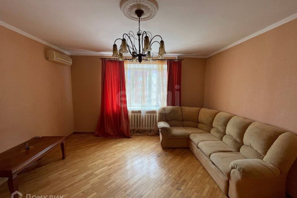 Сдаётся 1-комнатная квартира, 53.6 м²