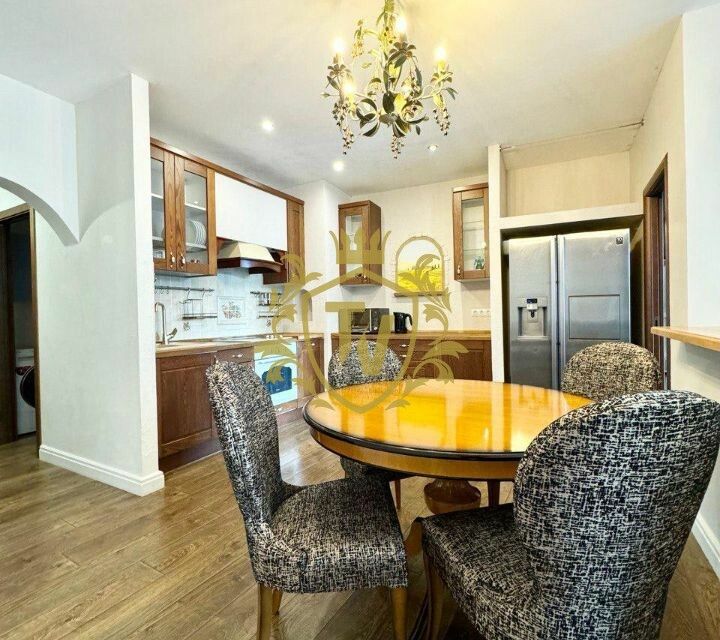 Сдаётся 3-комнатная квартира, 98.1 м²