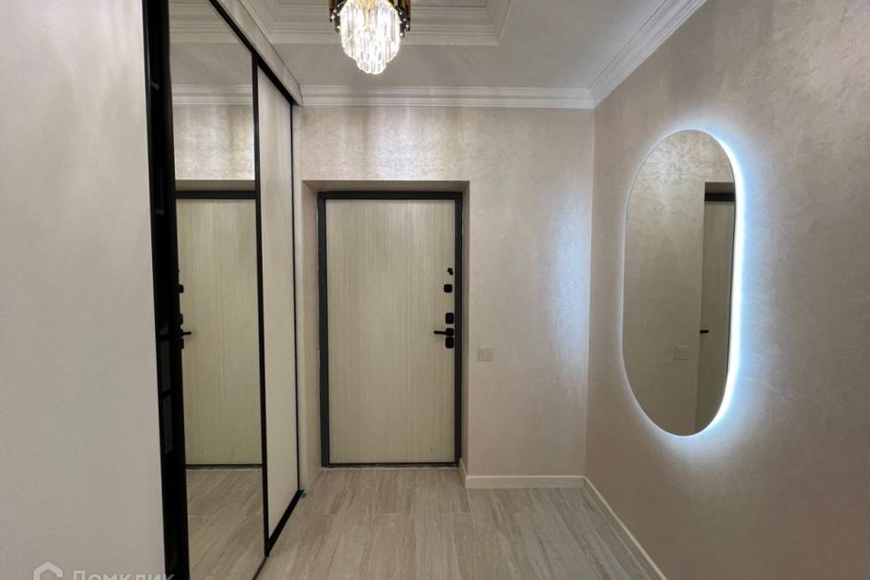 Продаётся 4-комнатная квартира, 107.95 м²