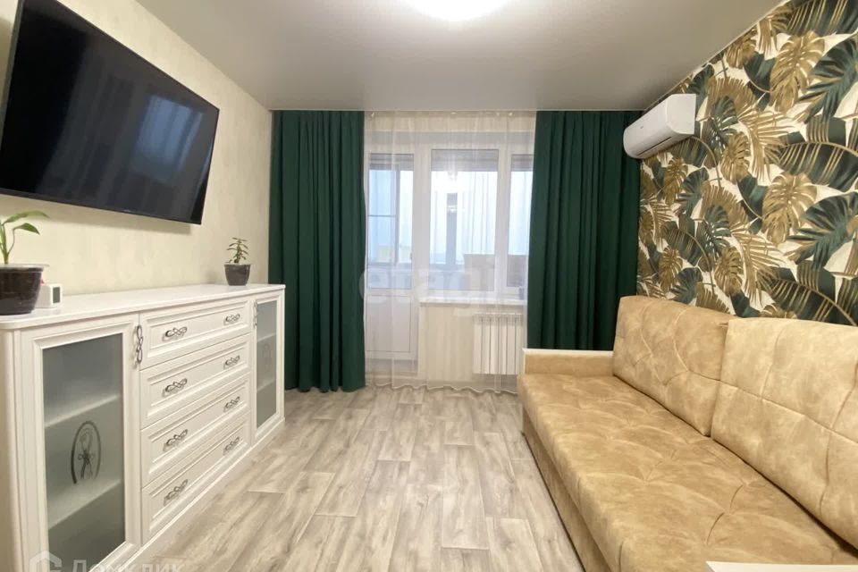 Продаётся 1-комнатная квартира, 35.8 м²