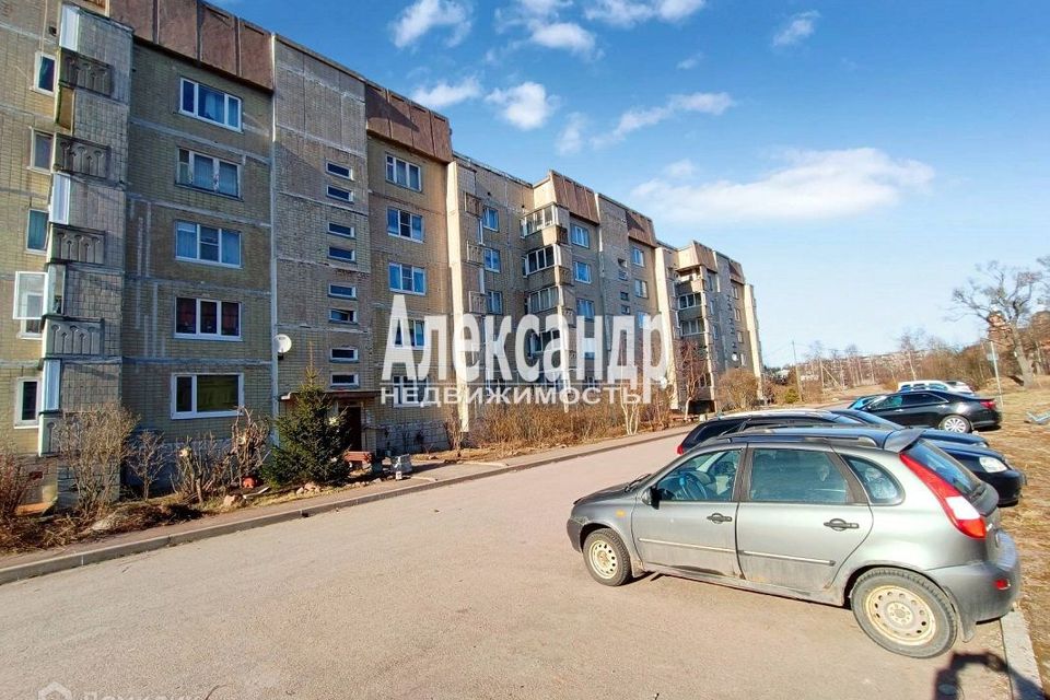 Продаётся 1-комнатная квартира, 42.7 м²