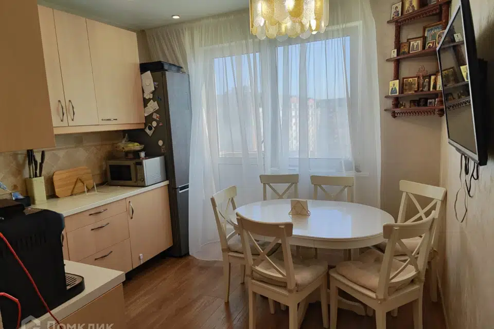 Продаётся 5-комнатная квартира, 125.6 м²