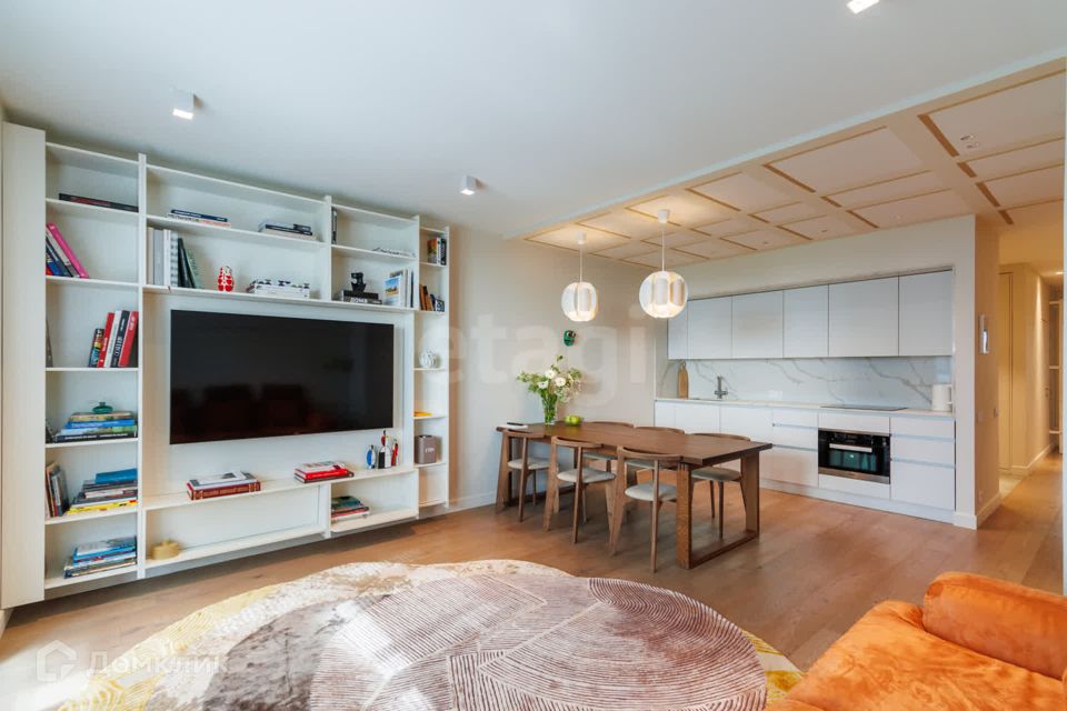 Продаётся 3-комнатная квартира, 103.4 м²