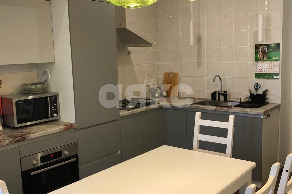 Продаётся 1-комнатная квартира, 50 м²