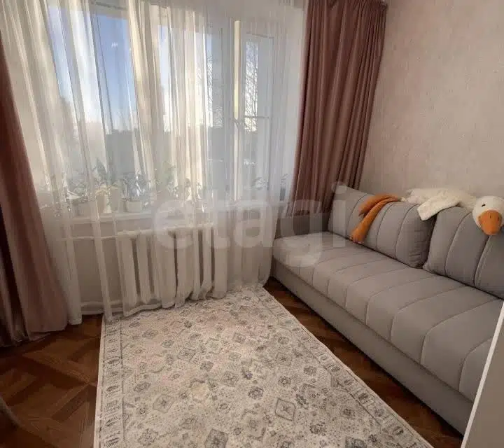 Продаётся 1-комнатная квартира, 35.2 м²