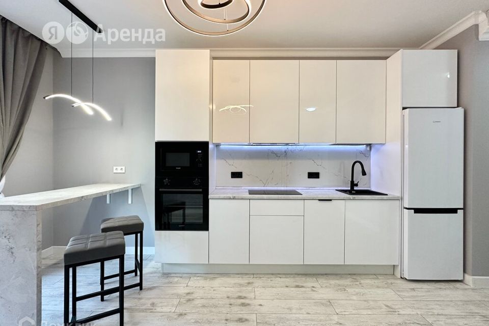Сдаётся 1-комнатная квартира, 42 м²