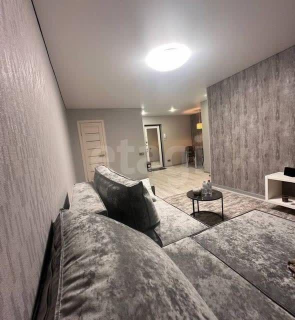 Продаётся 1-комнатная квартира, 38 м²