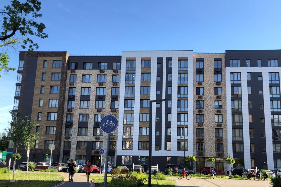 Продаётся 2-комнатная квартира, 60.5 м²