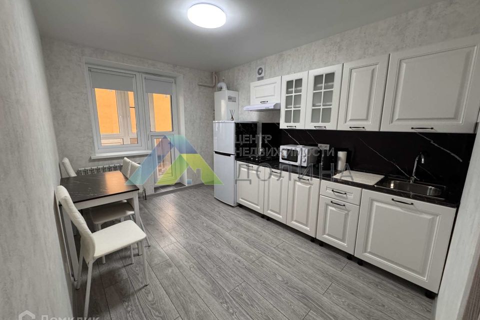 Сдаётся 1-комнатная квартира, 40 м²