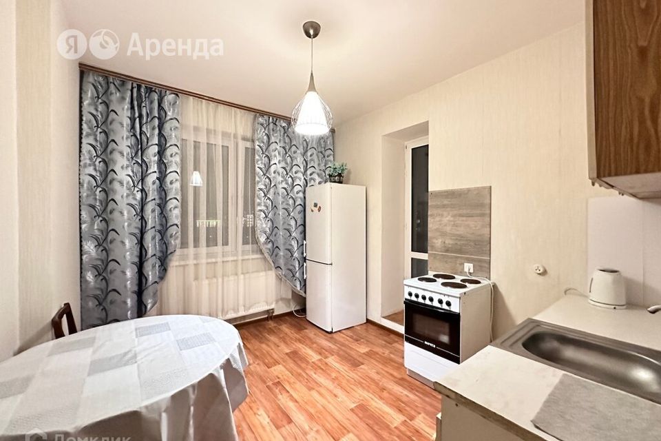 Сдаётся 1-комнатная квартира, 37 м²