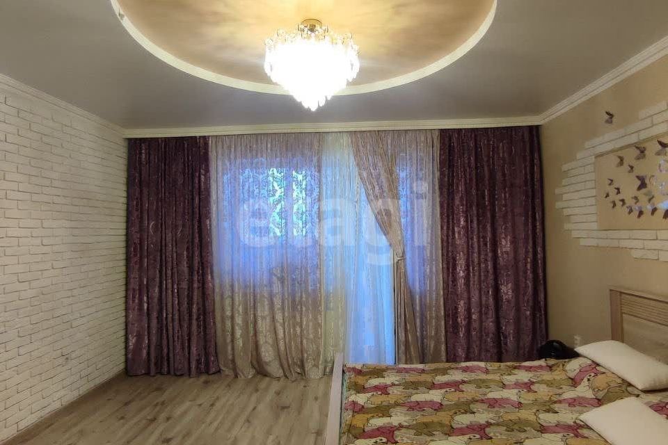 Продаётся 1-комнатная квартира, 50.3 м²