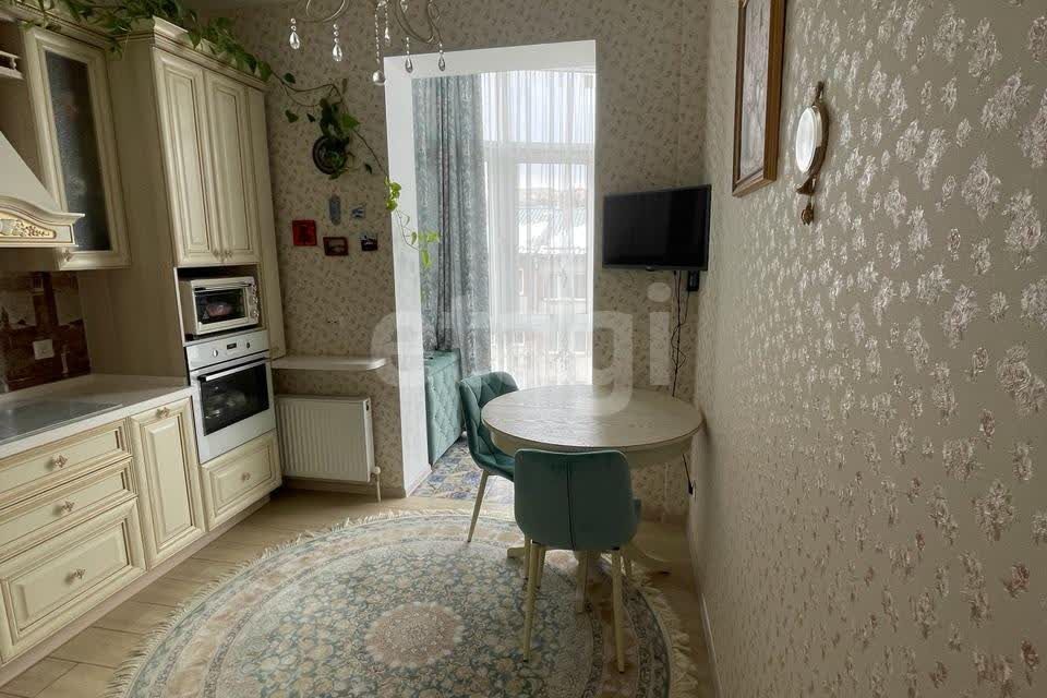 Продаётся 1-комнатная квартира, 44 м²
