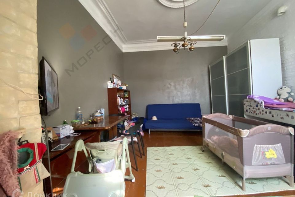 Продаётся 3-комнатная квартира, 57.4 м²