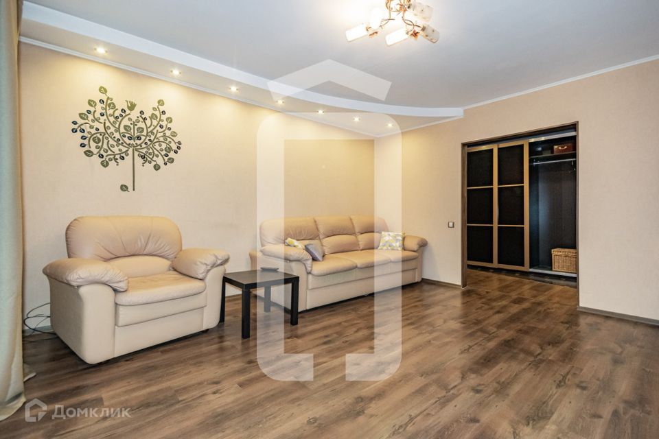 Продаётся 2-комнатная квартира, 67.5 м²